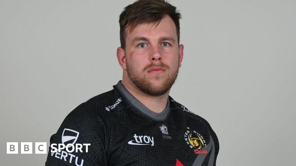 Ethan Burger: Exeter add South African prop to front row