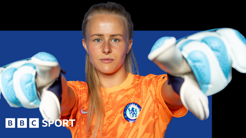 Karen Bardsley column: Is England's number one shirt in Hannah Hampton's hands?