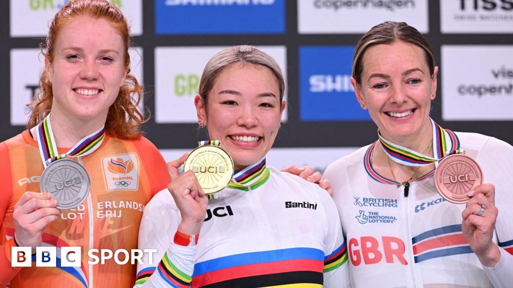 Track Cycling World Championships: GB's Katy Marchant wins women's keirin bronze